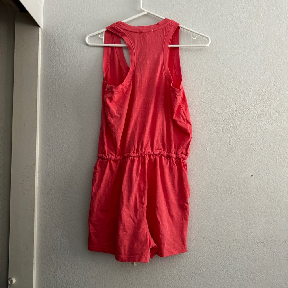 Sundry - Picture 3 of 3